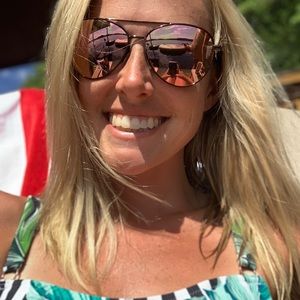 Meet your Posher, Kerri